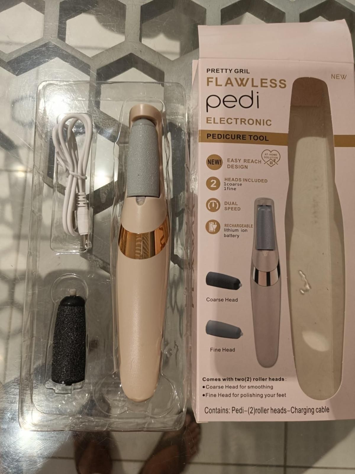 Electronic Cordless Pedicure Callus Remover – Smooth, Soft Feet Effortlessly!